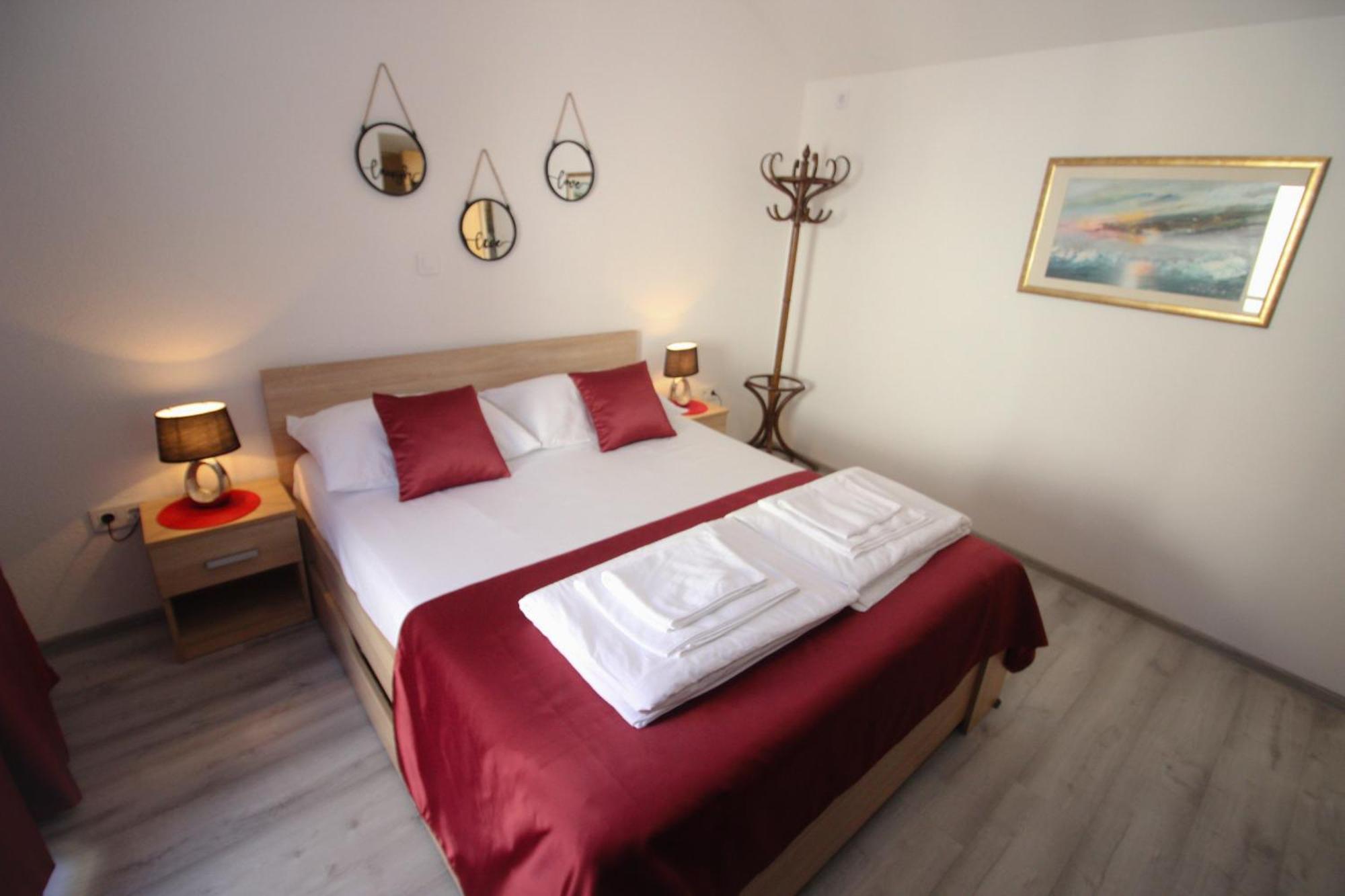 Villa Deny Mostar - With Free Parking Екстериор снимка