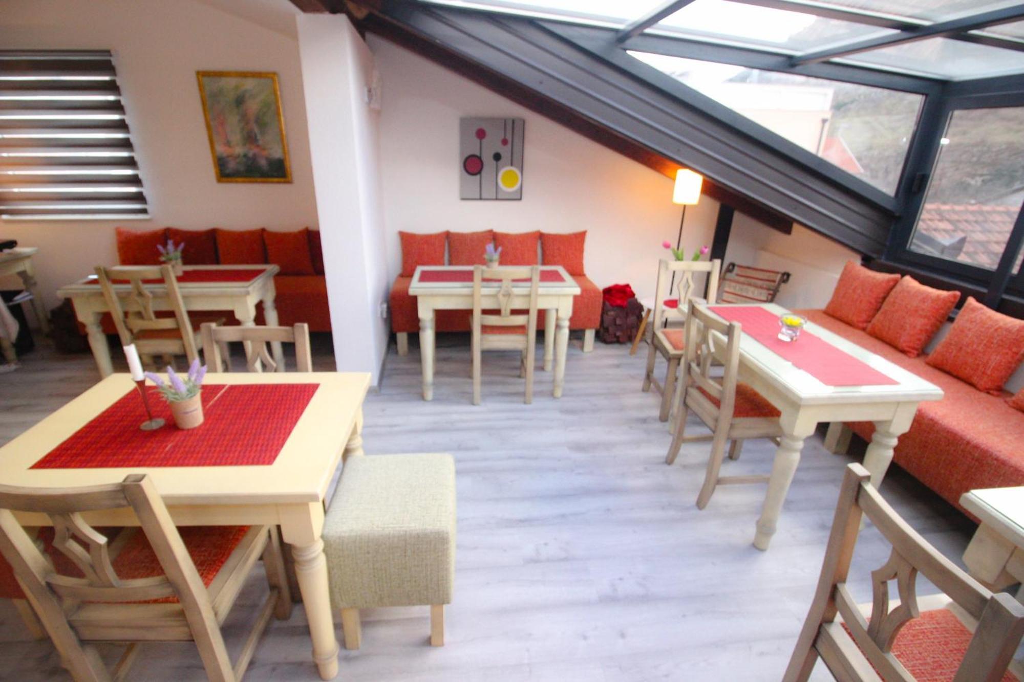 Villa Deny Mostar - With Free Parking Екстериор снимка