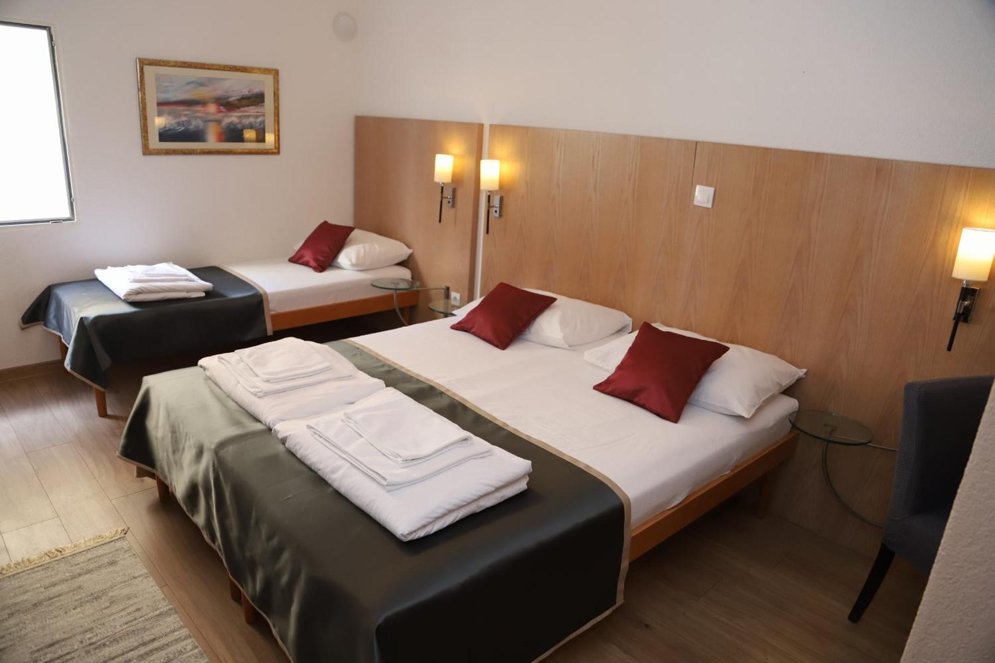 Villa Deny Mostar - With Free Parking Екстериор снимка