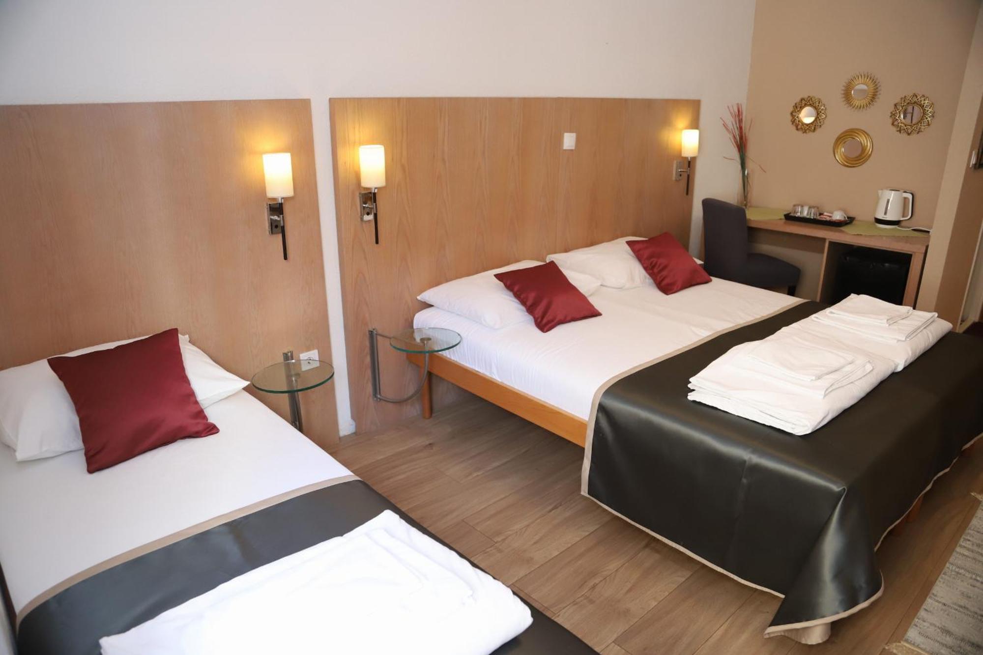 Villa Deny Mostar - With Free Parking Екстериор снимка