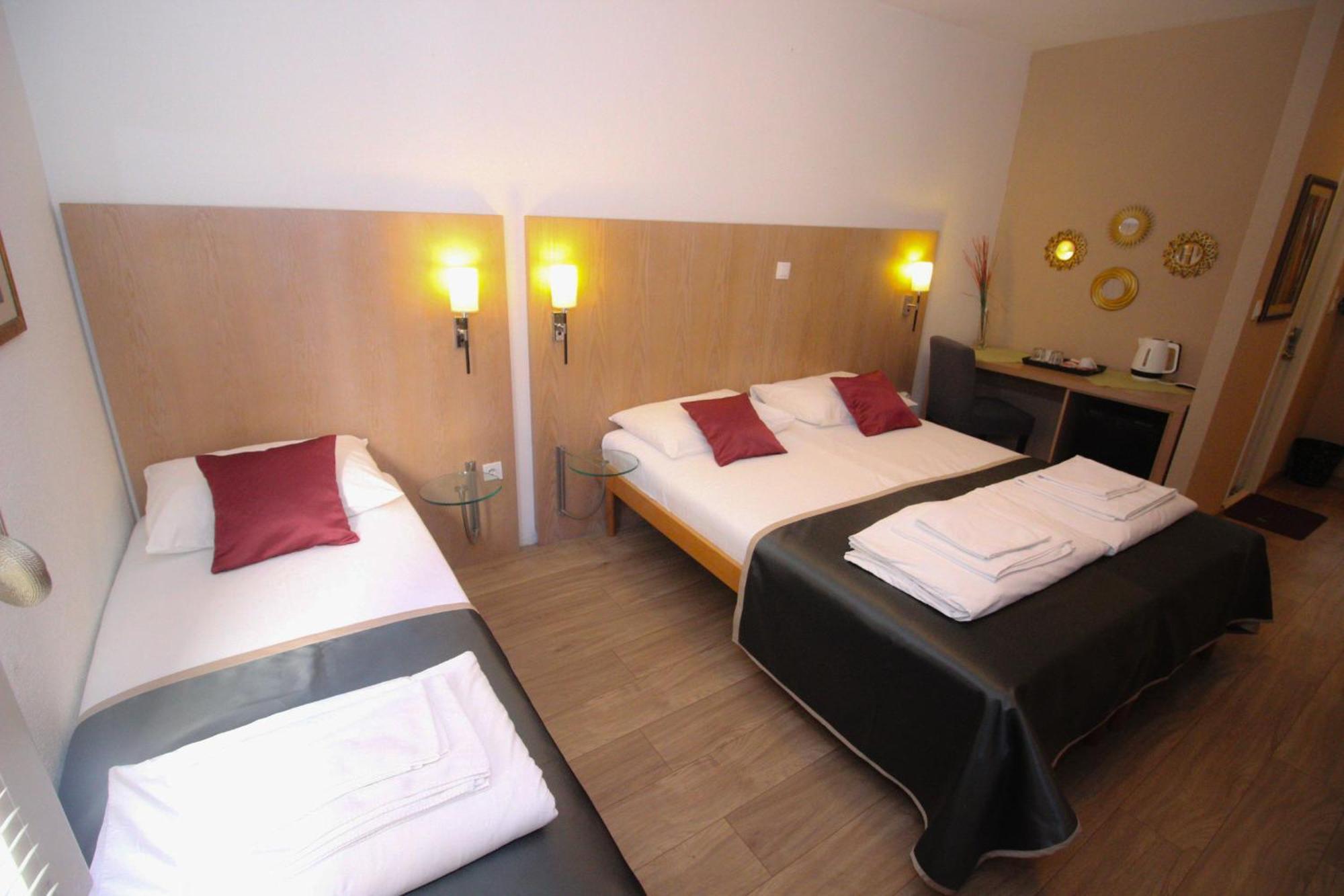 Villa Deny Mostar - With Free Parking Екстериор снимка