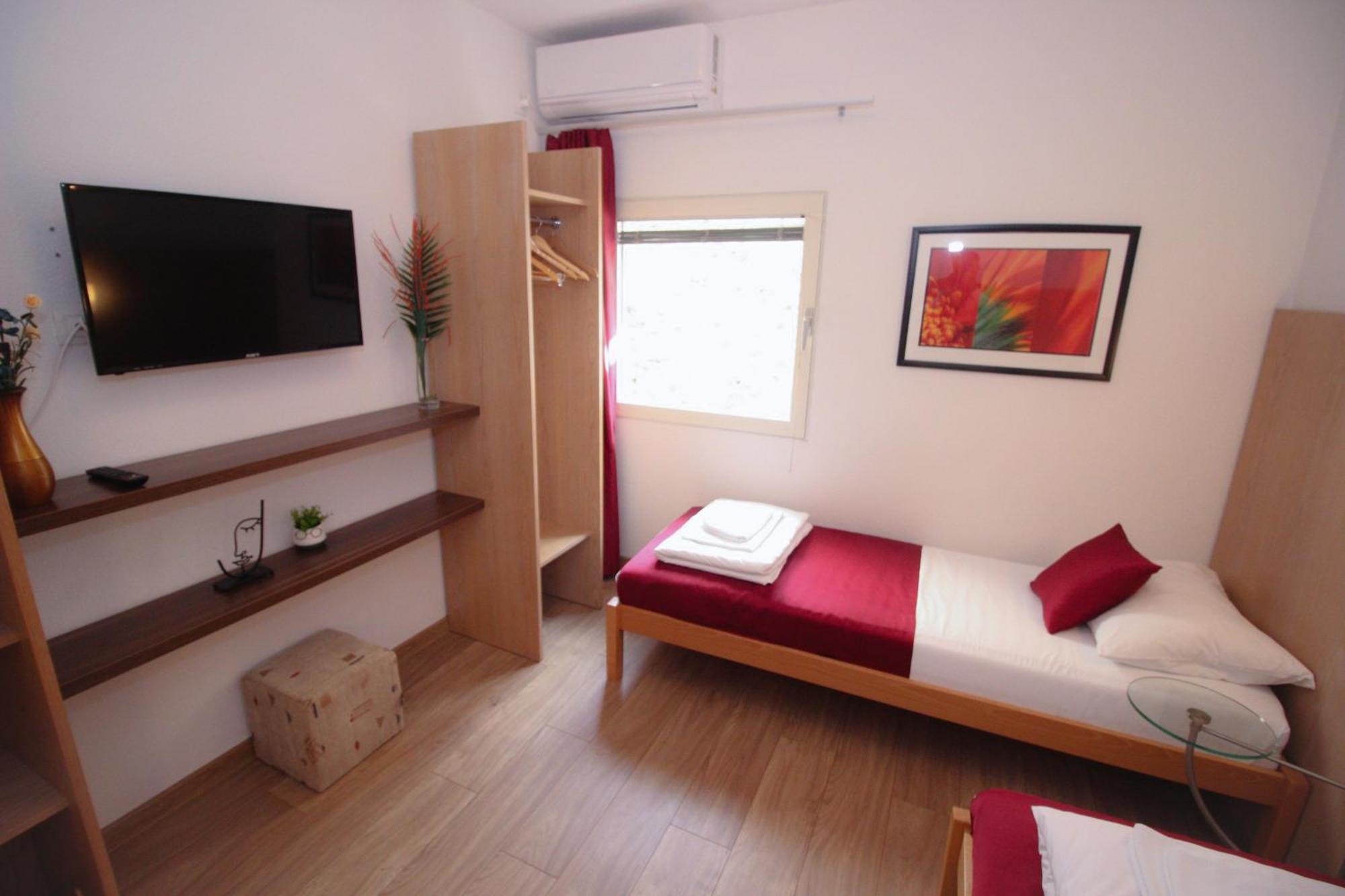 Villa Deny Mostar - With Free Parking Екстериор снимка